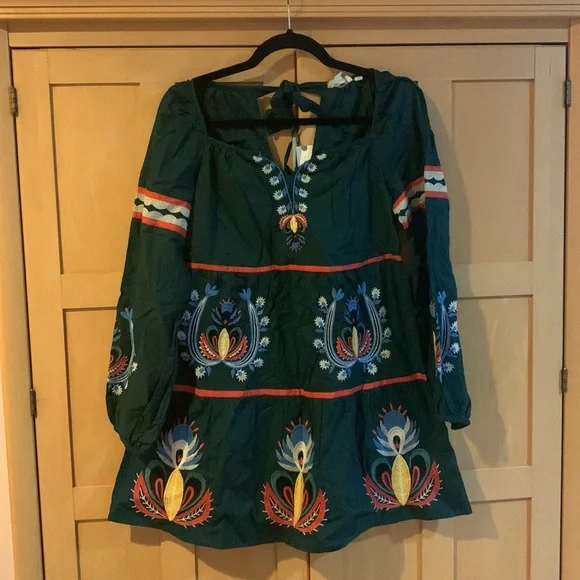 NWT Anthropologie Let Me Be Embroidered Tunic Dress Green Size S